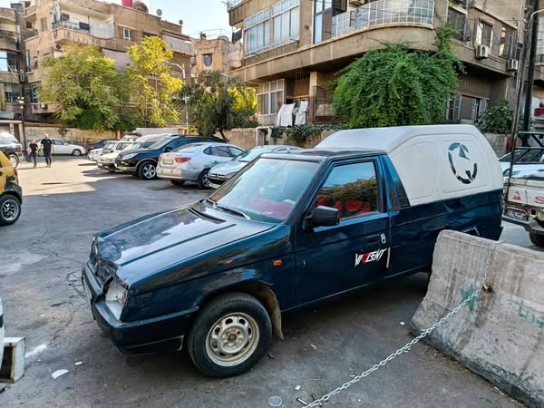 سكودة Pickup 1994 - صورة 1