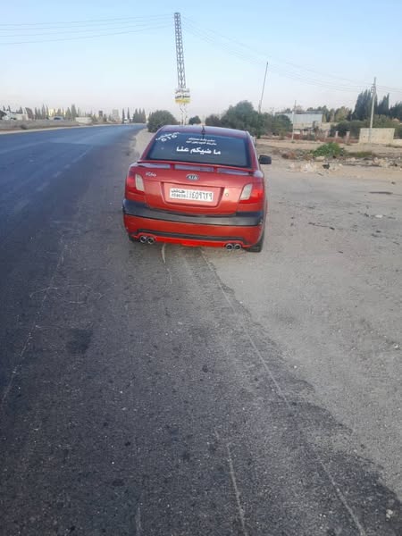 كيا ريو 2010 - صورة 5