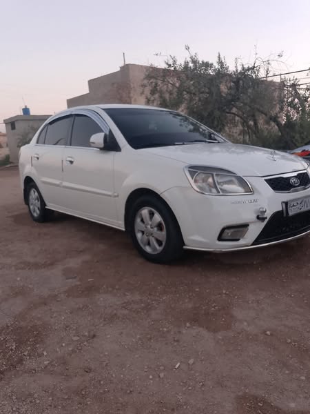 كيا ريو 2011 - صورة 1