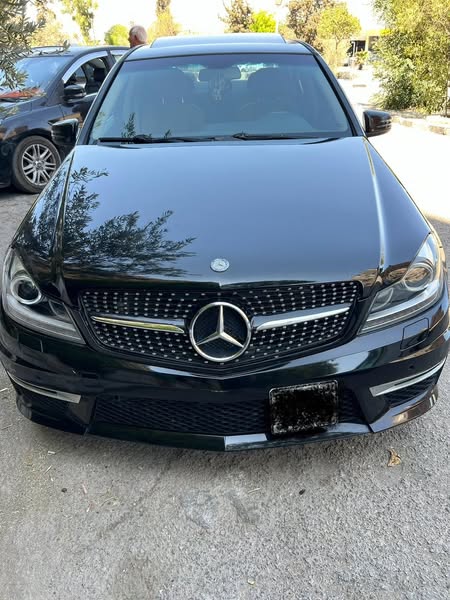 مرسيدس C250 2012 - صورة 2
