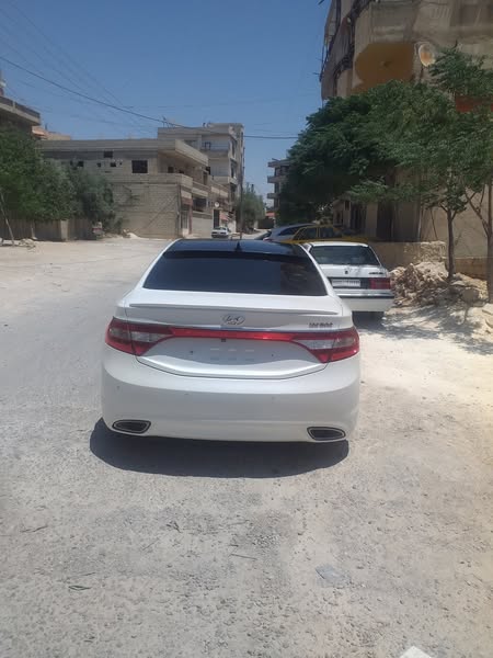 هيونداي ازيرا 2012 - صورة 5