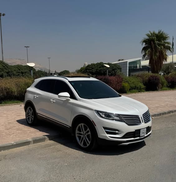 لينكولن MKC 2015 - صورة 3