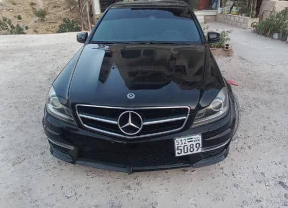 مرسيدس-بنز C300 2012