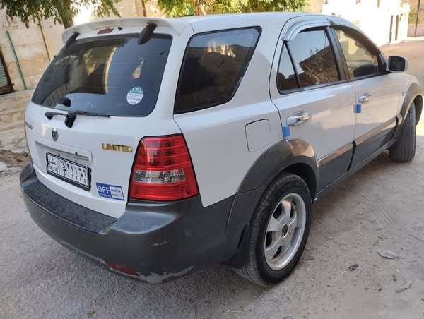 كيا Sorento 2004 - صورة 5