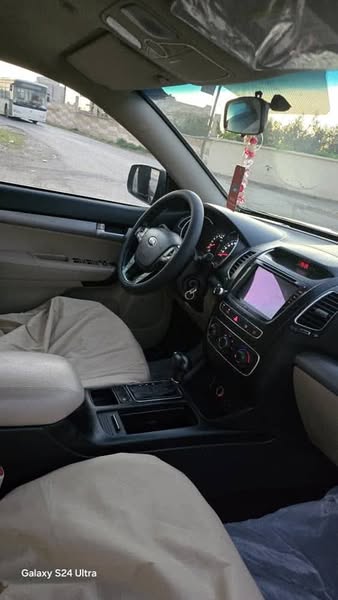 كيا سورنتو 2015 - صورة 2