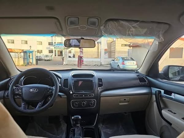 كيا سورنتو 2015 - صورة 1