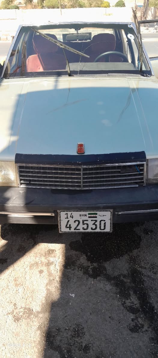 مازدا 929 1983