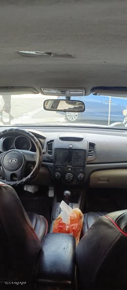 كيا فورتي 2008 - صورة 5