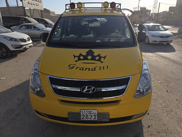 هيونداي غراند ستاركس H1 2012 - صورة 1