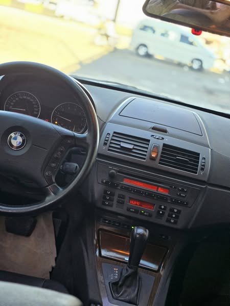 BMW X3 2004 - صورة 3