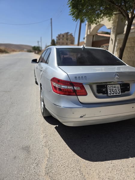 Mercedes-Benz E 220 2012 - صورة 5
