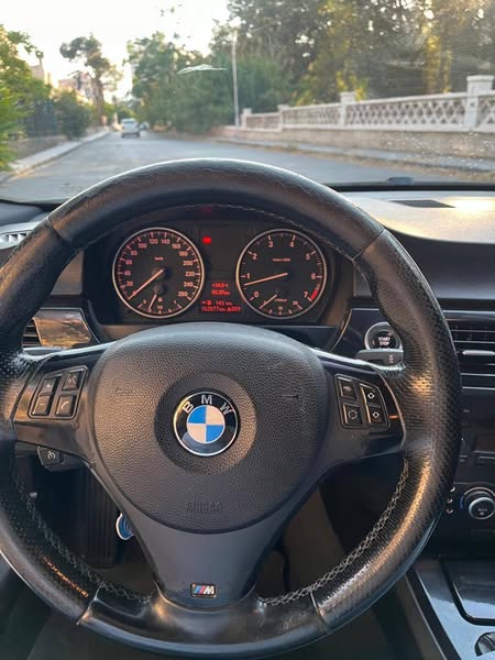 BMW 316 2009 - صورة 3