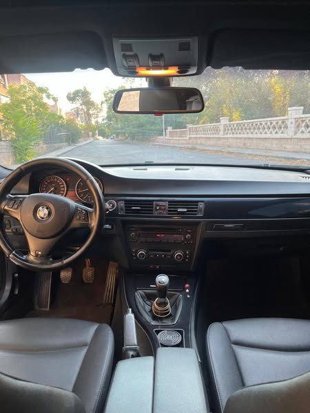 BMW 316 2009 - صورة 4