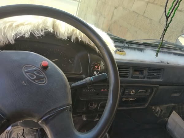هيونداي H-100 1996 - صورة 5