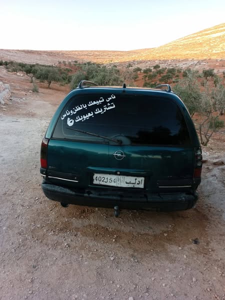 Opel Omega 2000 - صورة 2