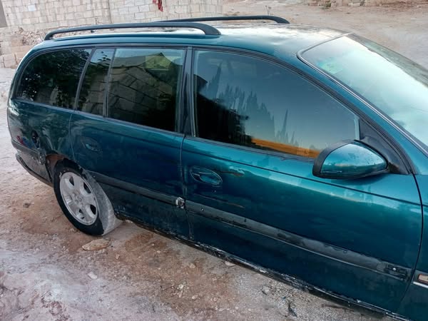 Opel Omega 2000 - صورة 4