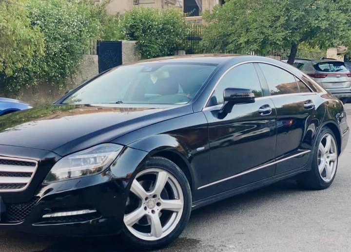 مرسيدس-بنز CLS 2012