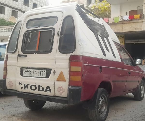 سكودا بيك آب 1994 - صورة 3