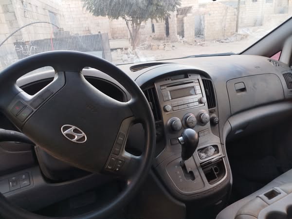 هيونداي ستاركس 2015 - صورة 2