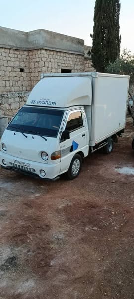 هيونداي H-100 1998 - صورة 1