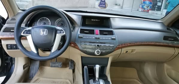 Honda Accord 2009 - صورة 5