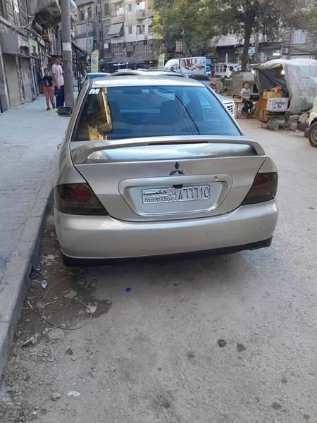 ميتسوبيشي لانسر 2005 - صورة 2