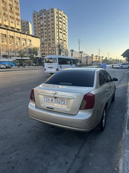 Chevrolet Optra 2008 - صورة 3