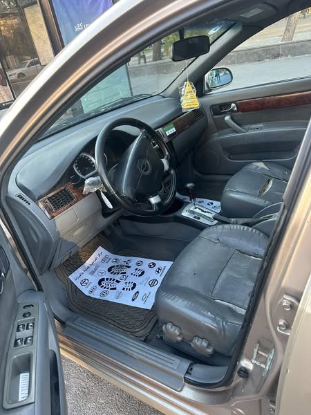 Chevrolet Optra 2008 - صورة 5