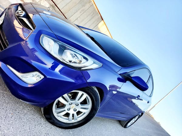 هيونداي اكسنت 2011 - صورة 1