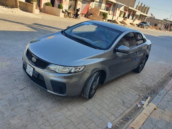 كيا فورتي 2012 - صورة 1