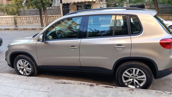 Volkswagen Tiguan 2015 - صورة 4