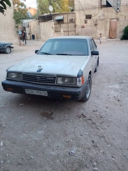 مازدا 929 1992 - صورة 1