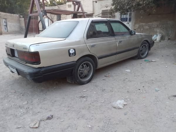 مازدا 929 1992 - صورة 4