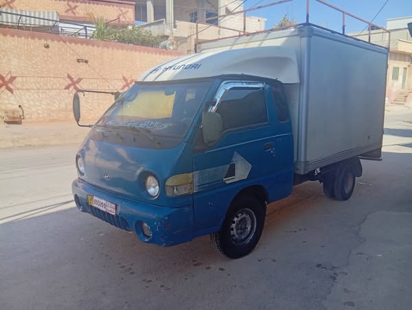 هيونداي H100 2001 - صورة 5