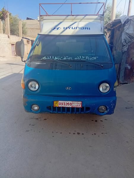 هيونداي H100 2001 - صورة 3