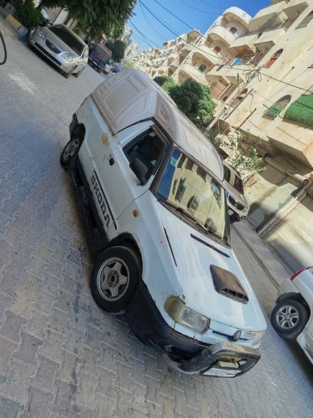 سكودا Pickup 1996 - صورة 1