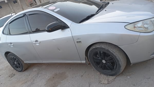هيونداي افانتي 2009 - صورة 3