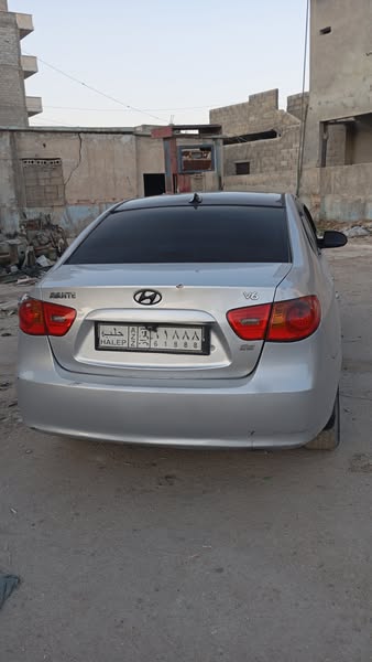 هيونداي افانتي 2009 - صورة 5