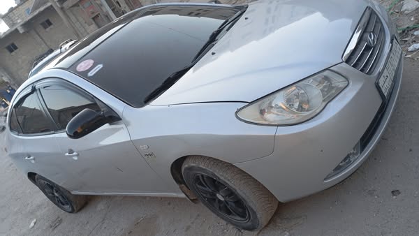 هيونداي افانتي 2009 - صورة 1