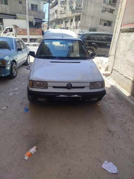سكودا Pickup 1996 - صورة 2