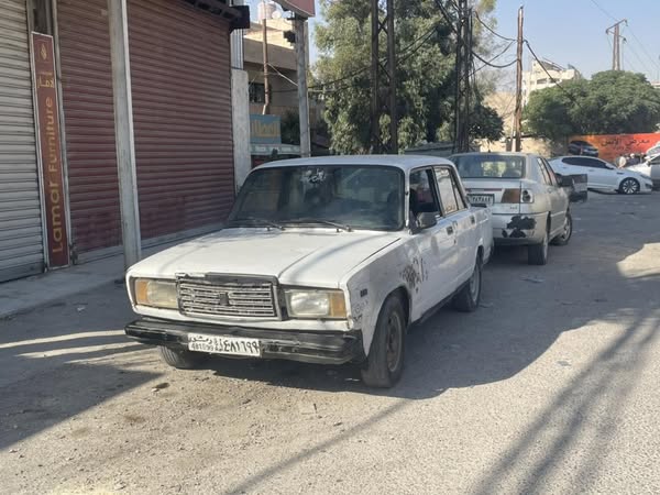 Lada 107 2009 - صورة 1