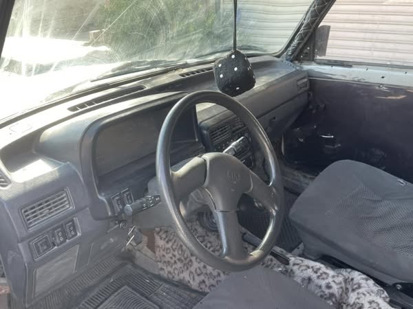Lada 107 2009 - صورة 3