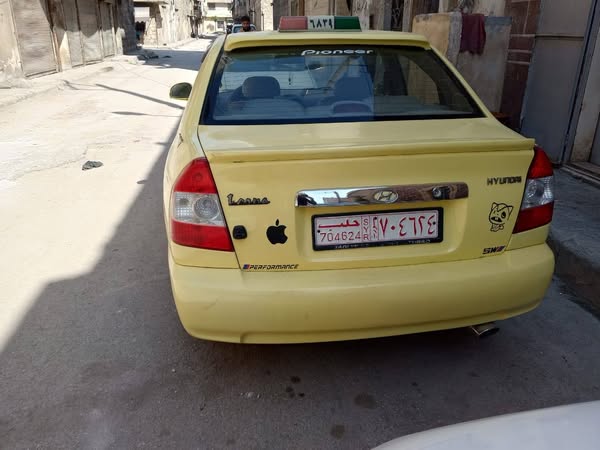 هيونداي فيرنا 2009 - صورة 1