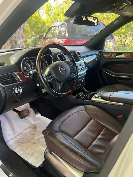 Mercedes-Benz GL 500 2015 - صورة 3
