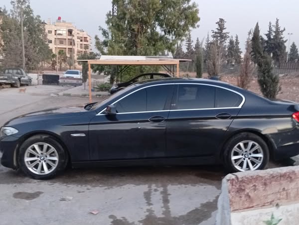بي ام دبليو 520d 2011 - صورة 5
