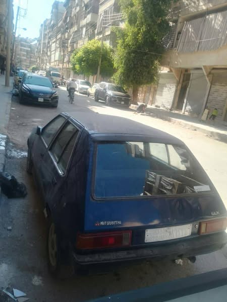 ميتسوبيشي كولت 1983 - صورة 5