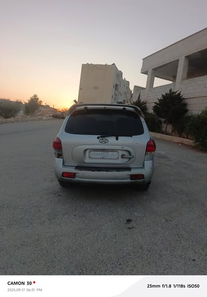 هيونداي سنتافي 2005 - صورة 5