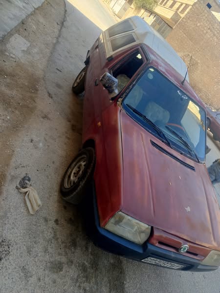 سكودا Pickup 1994 - صورة 3