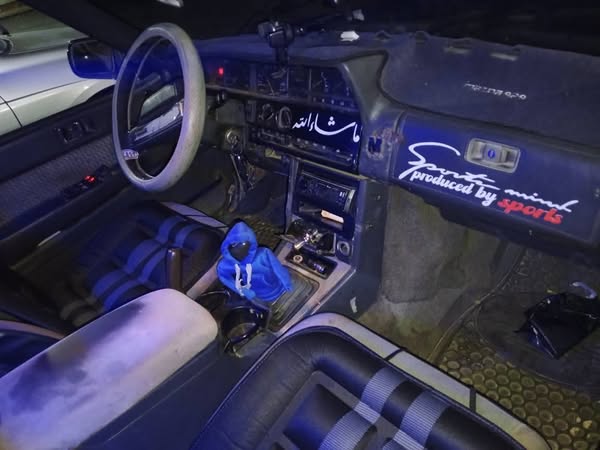 مازدا 929 1983 - صورة 5