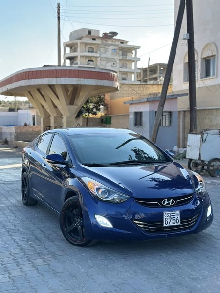 هيونداي افانتي 2011 - صورة 2